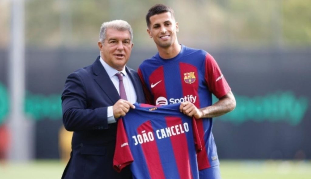 Cancelo lập kỷ lục ở các giải VĐQG là tin siêu hot